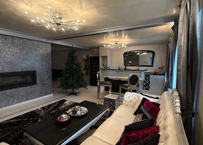 Lily Rose Bed & Breakfast